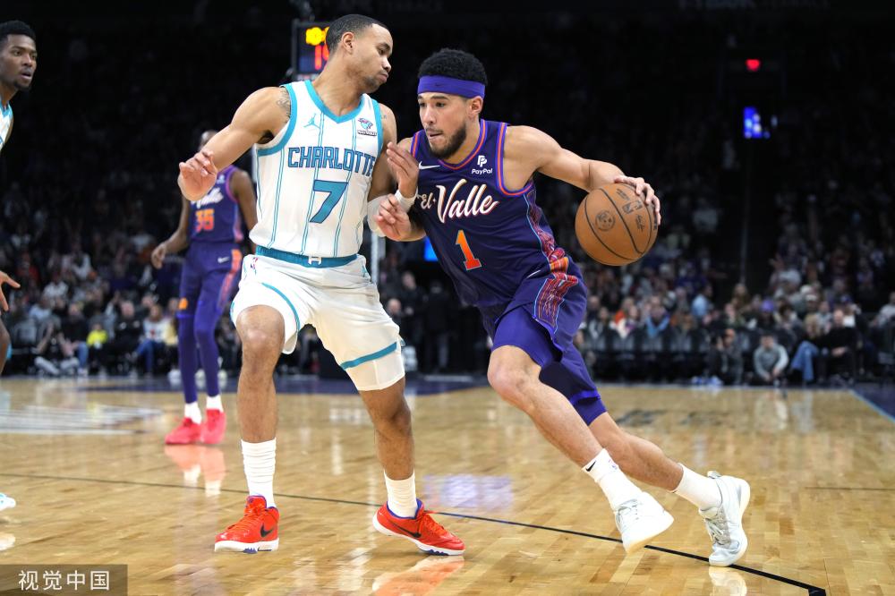 赛中居高不 赛中居高不