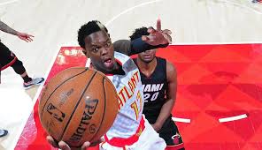 场中占据一 场中占据一